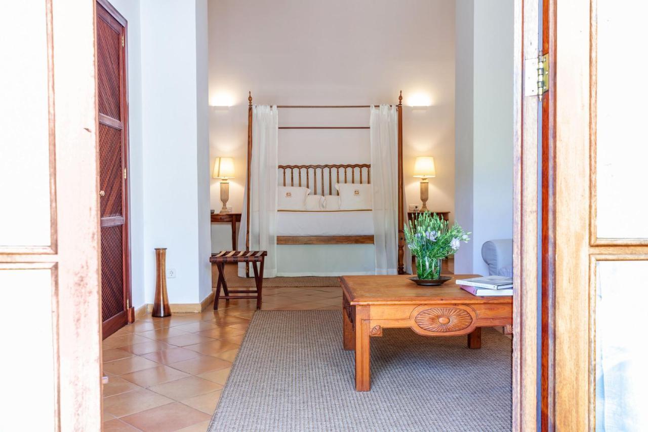 Finca Hotel Son Palou Orient Bagian luar foto